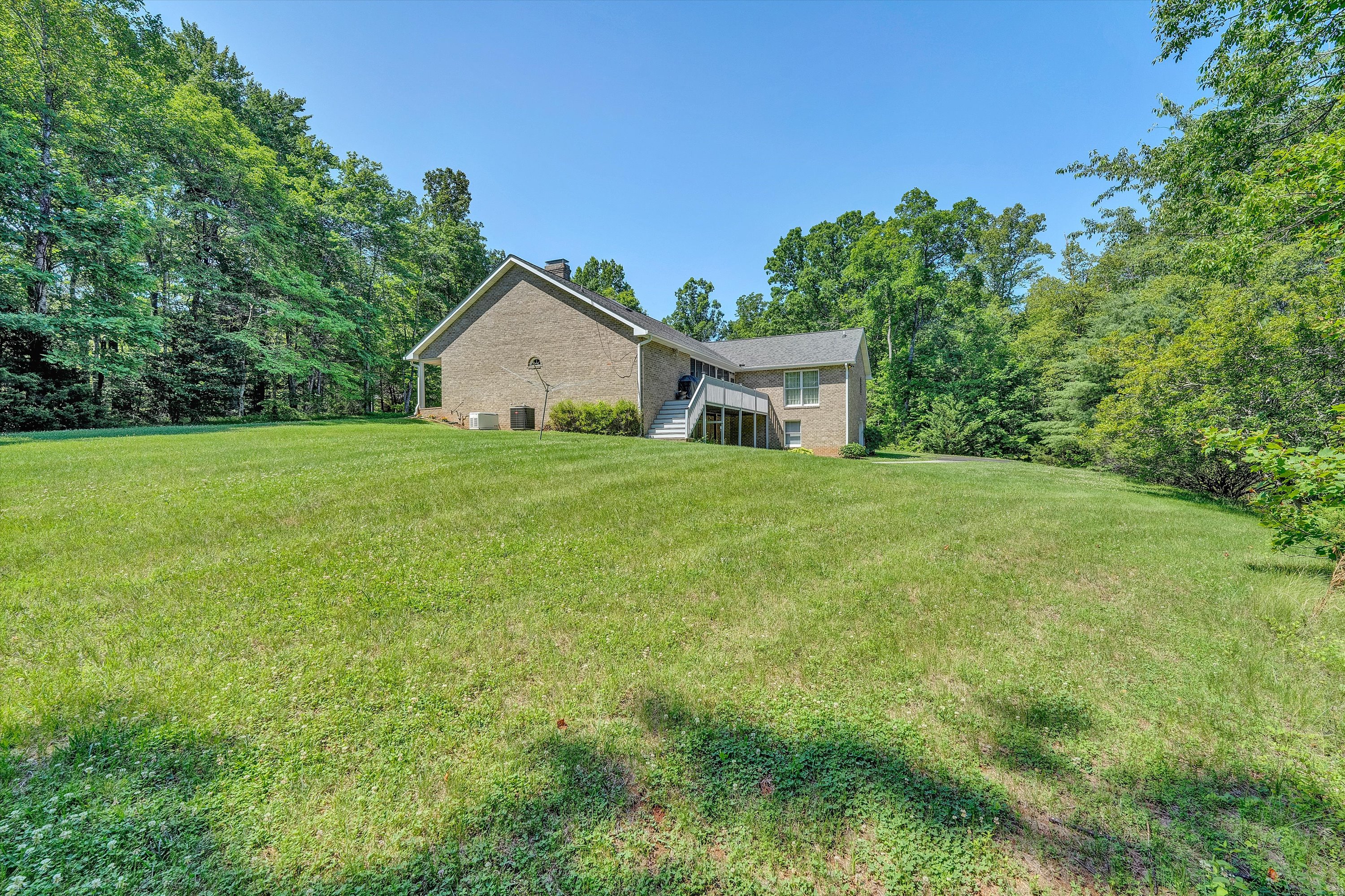 Custom-built and beautifully maintained, this 3-bedroom, 2-bath home o – image 33