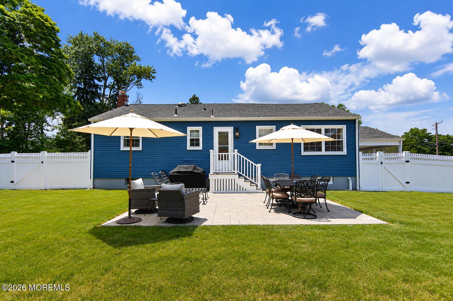 Dont miss this charming home situated on an oversized 145 x 147 lot in – image 35