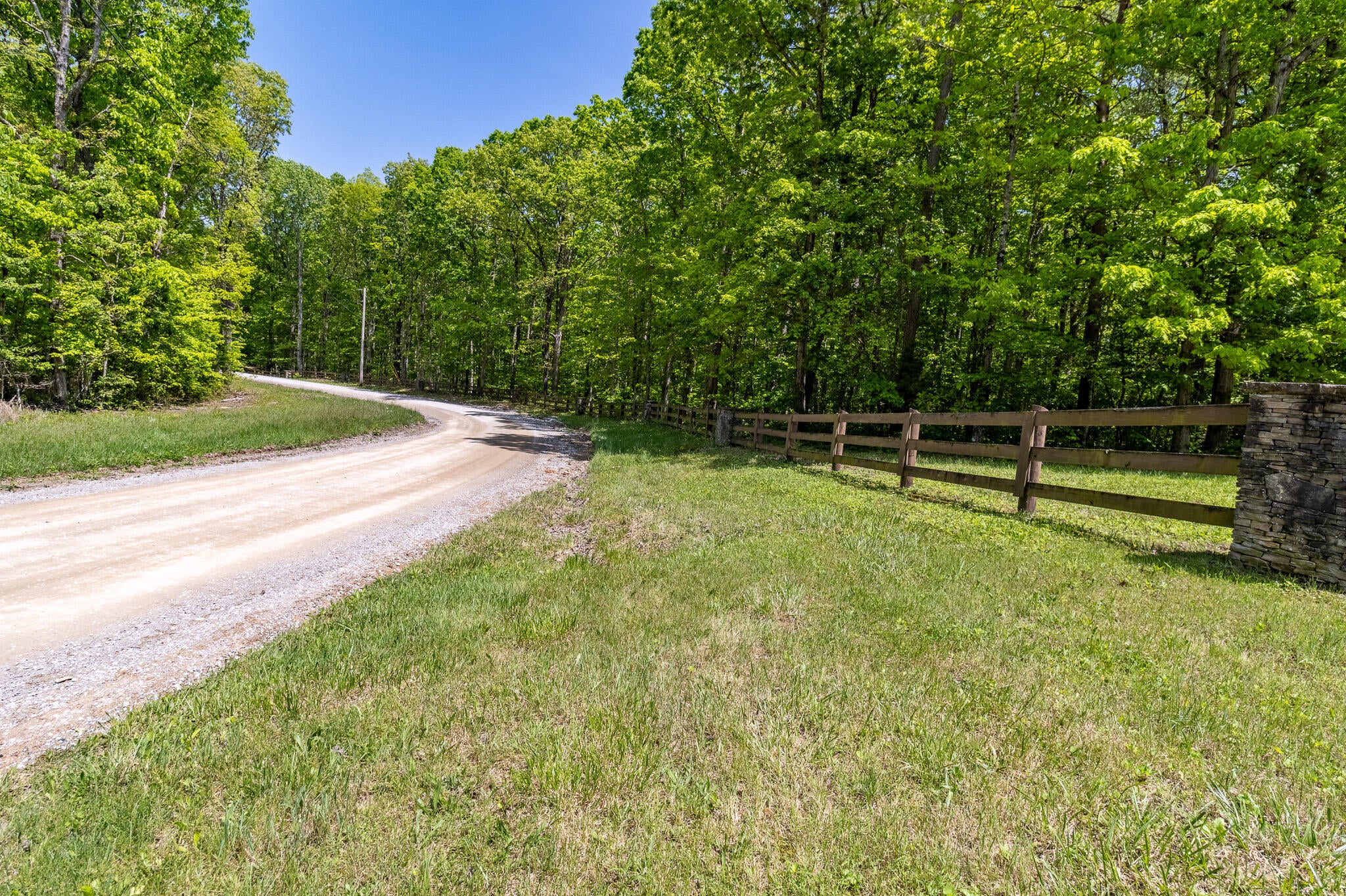 From the office, head North on US-127N/Rankin Ave. Turn left onto Coll – image 34
