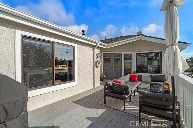 Rarely available first-row end-unit residence in Dana Points highly so – image 33