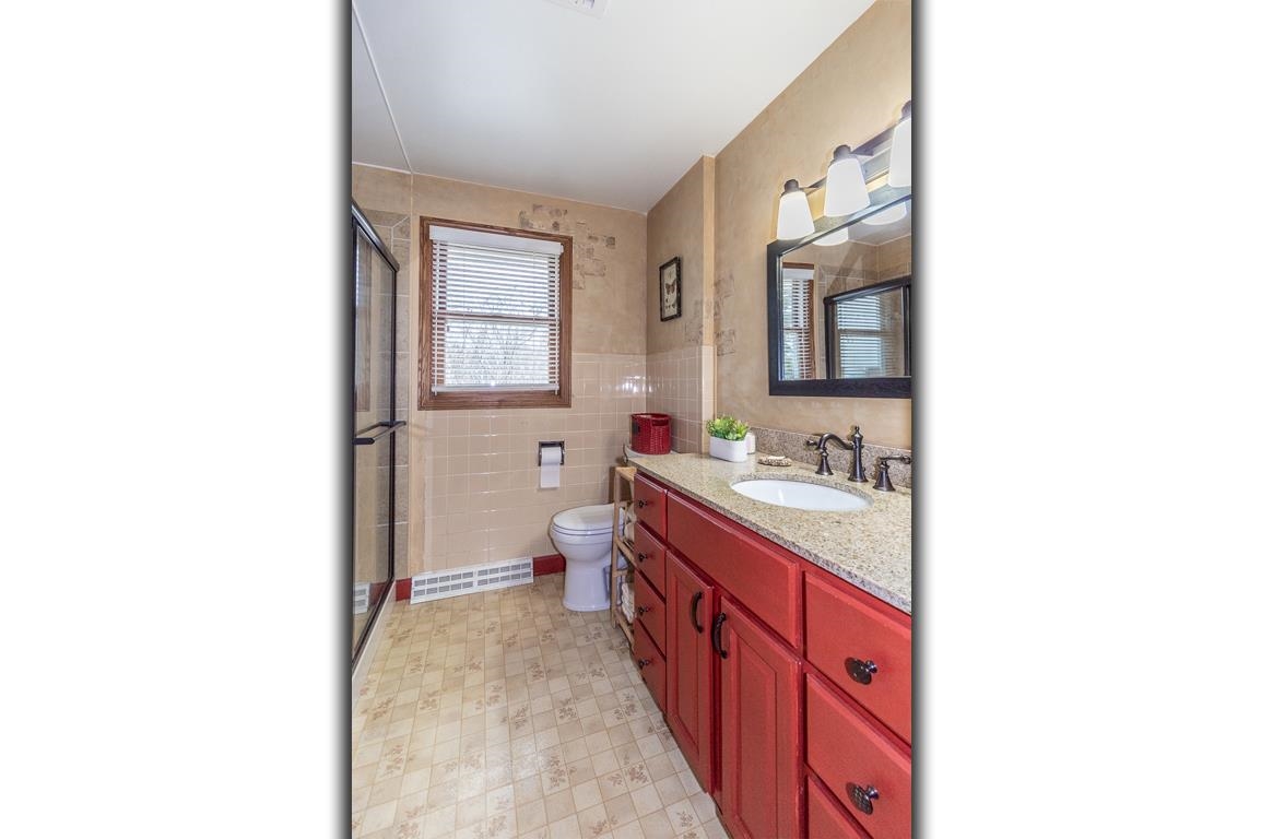 N5201 Lower Road, Shiocton, Wisconsin, 54170-9132, USA, 3 Bedrooms Bedrooms, ,2 BathroomsBathrooms,Residential,For Sale,N5201 Lower Road,86ab8ace-a03c-4b7b-9366-5f3e37