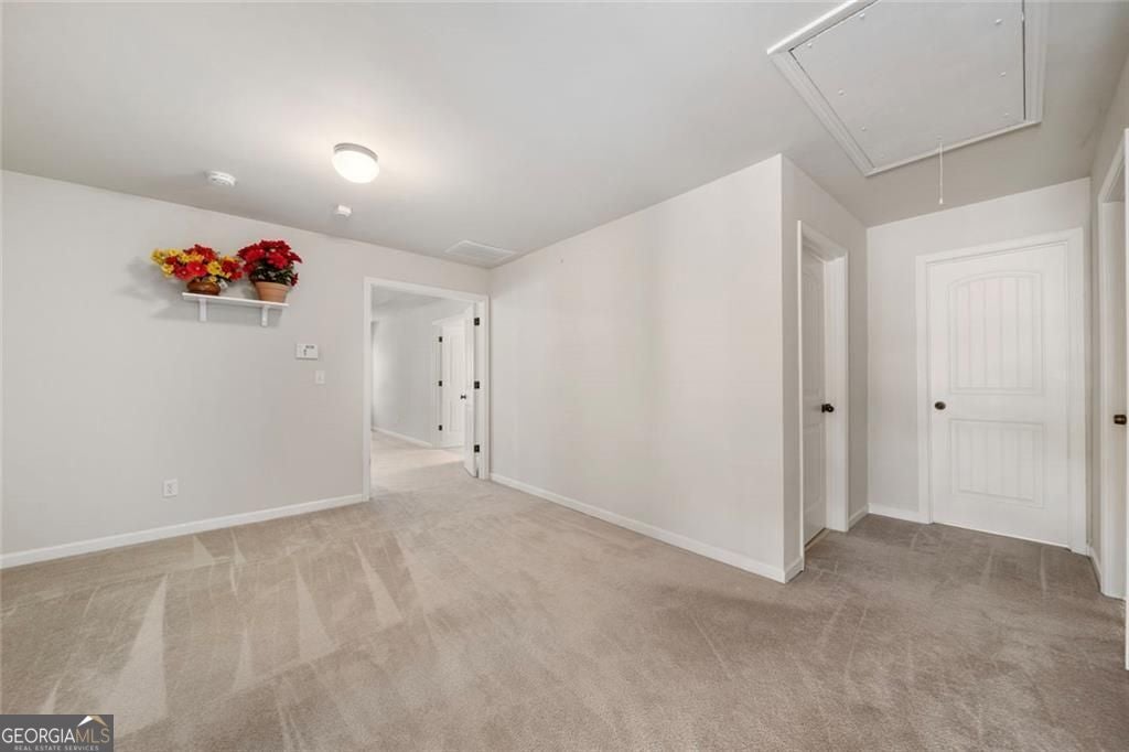 Timeless curb appeal and solid construction define this beautifully ma – image 27