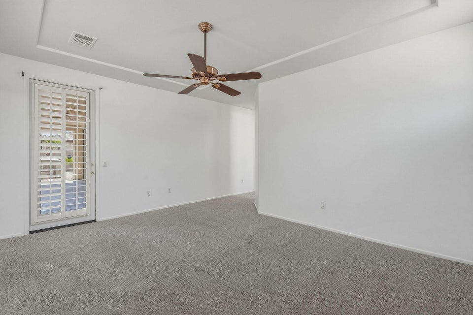 Exceptional opportunity to own a spacious 4 bedroom, 3 bath residence – image 40