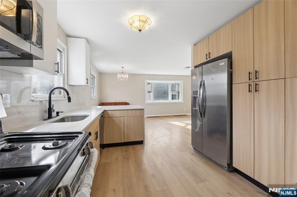 478 478 Riverside Terrace, Rutherford, New Jersey, 07070, USA, 4 Bedrooms Bedrooms, ,2 BathroomsBathrooms,Residential,For Sale,478 Riverside Terrace,70a6501e-e6ff-4e27-9a4a-d2de66