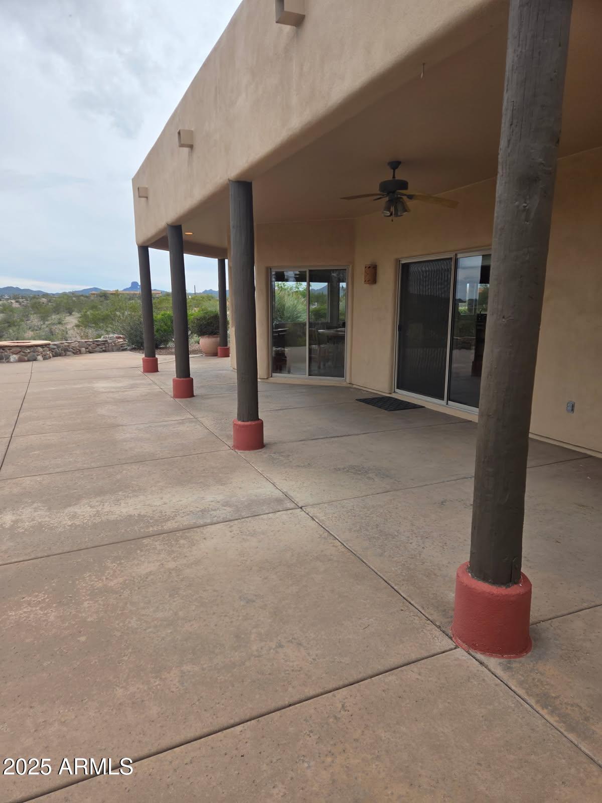 Fresh paint - looks great - Come and See - Luxury Home, acres, and ove – image 32