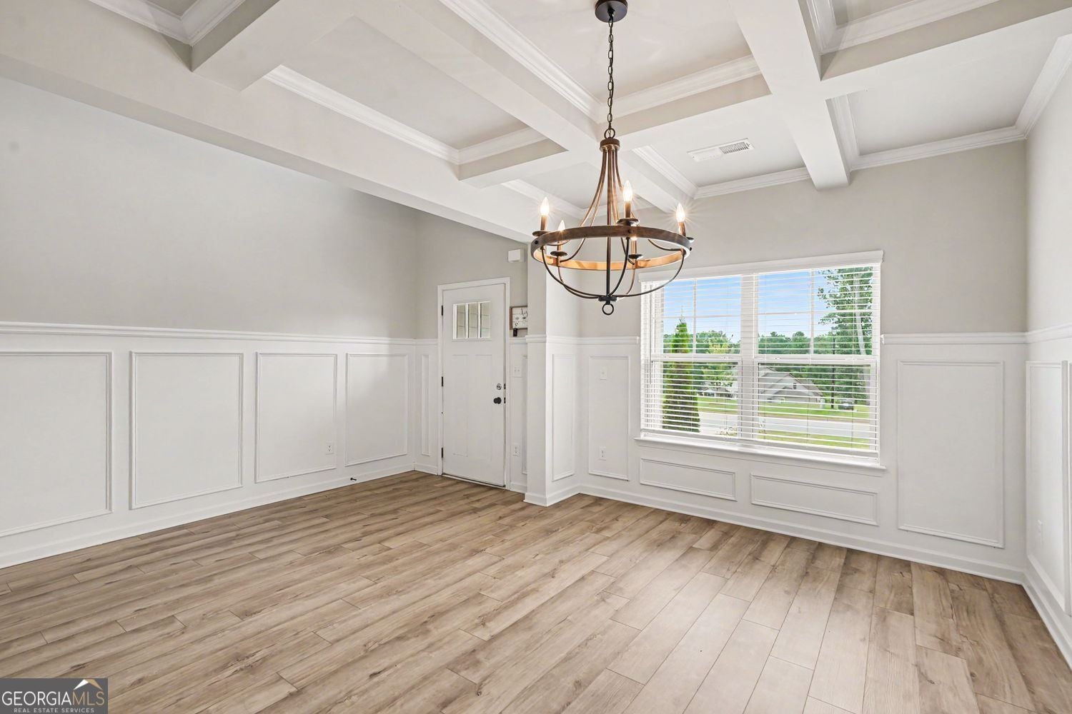 Why wait months for new construction when you can move into luxury tod – image 7