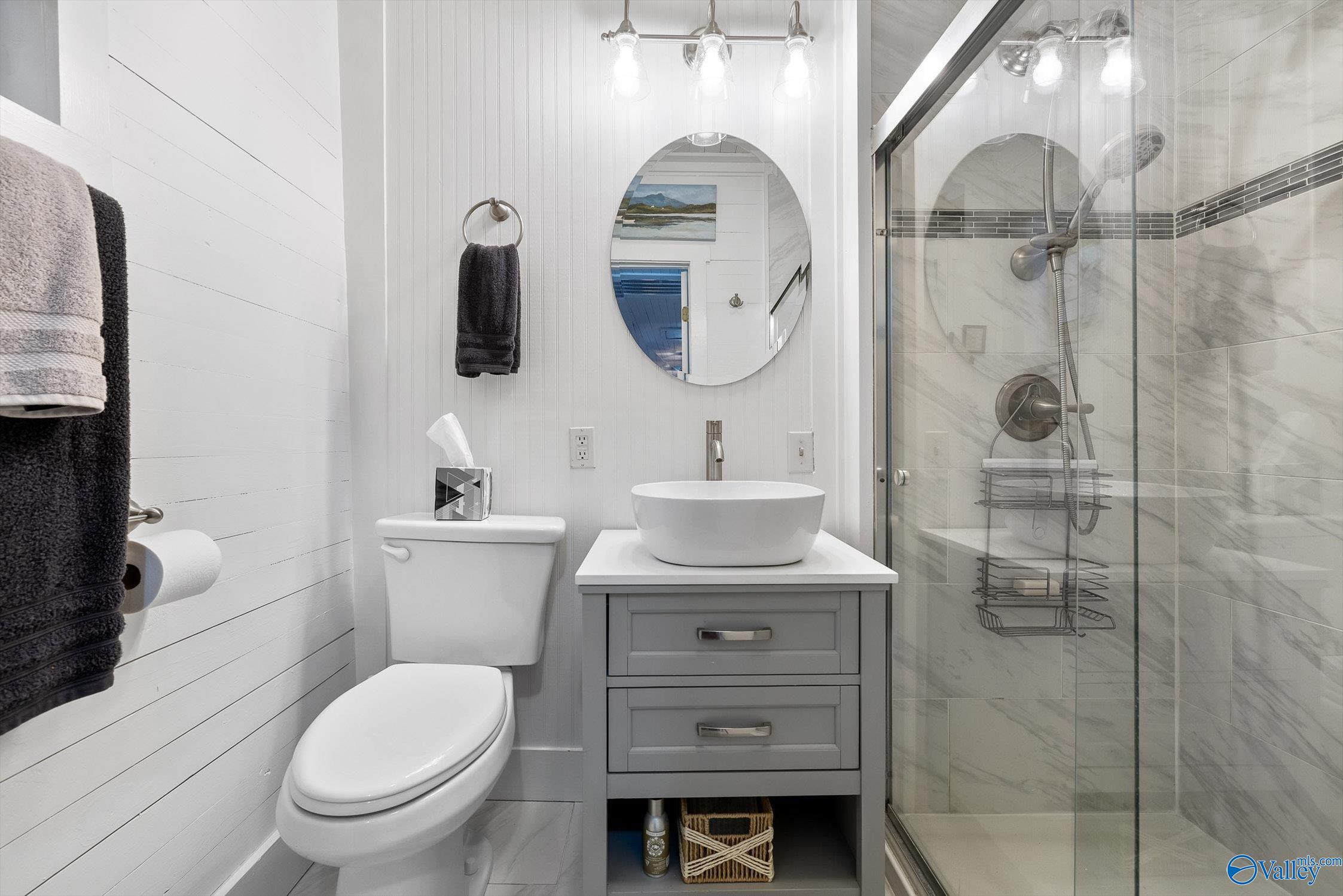 Irreplaceable Mentone charm meets thoughtful updates. Built in 1935, t – image 30