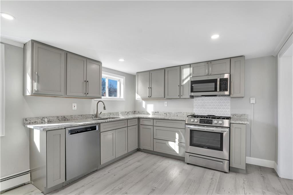 43 43 Jenkins Street, Providence, Rhode Island, 02906, USA, 3 Bedrooms Bedrooms, ,3 BathroomsBathrooms,Residential,For Sale,43 Jenkins Street,307401c6-e516-4f58-9ec1-370aa5