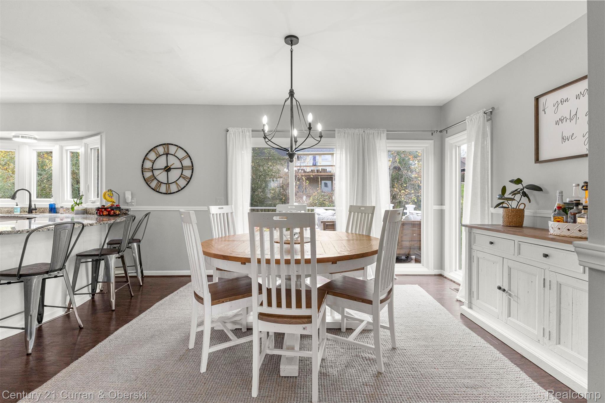 Welcome to 30999 Sudbury Street in Farmington Hills. This beautifully – image 14
