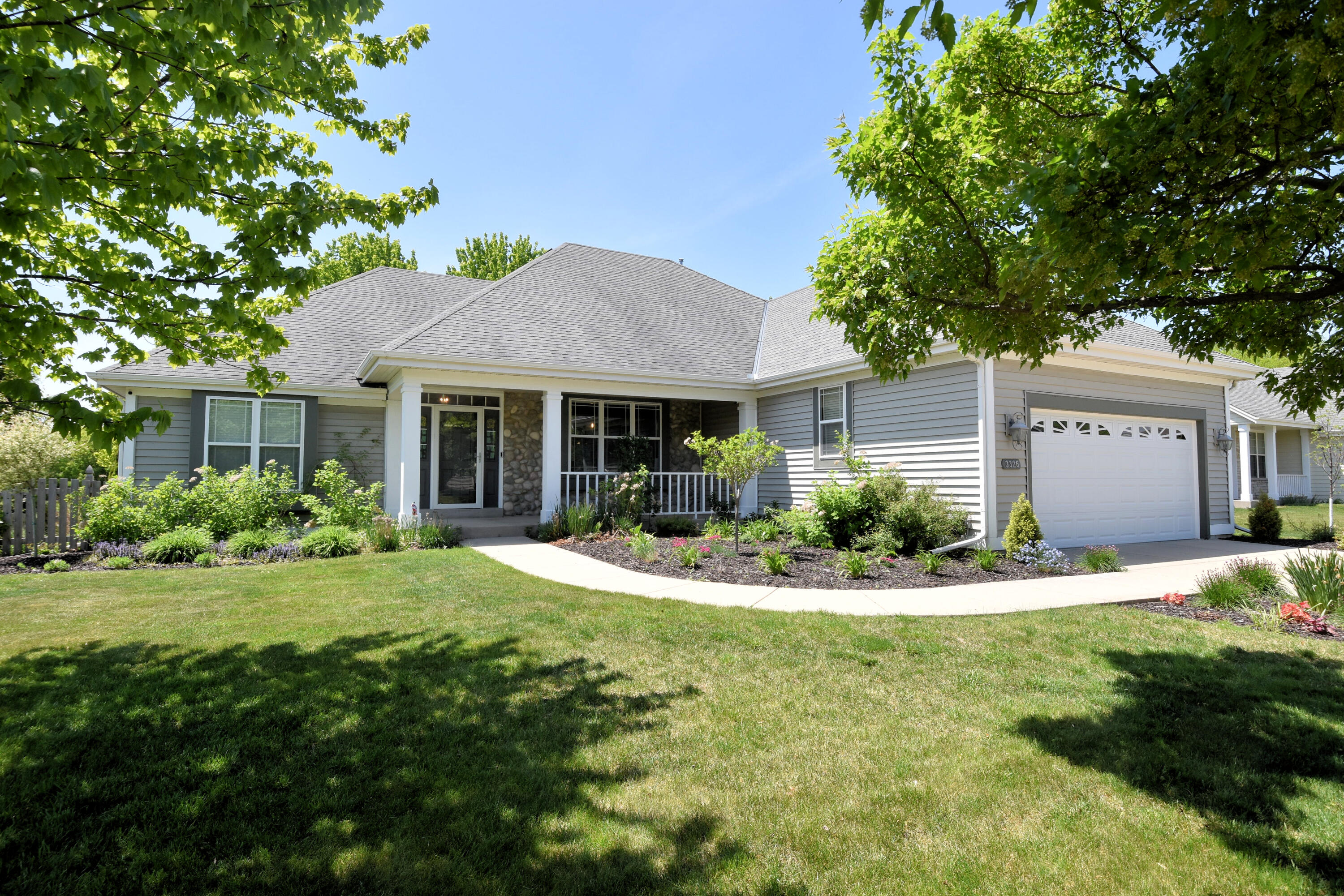 3326 3326 Emmertsen Rd, Caledonia, Wisconsin, 53406, USA, 3 Bedrooms Bedrooms, ,3 BathroomsBathrooms,Residential,For Sale,3326 Emmertsen Rd,df3244ac-4c6e-4545-bf85-edce47