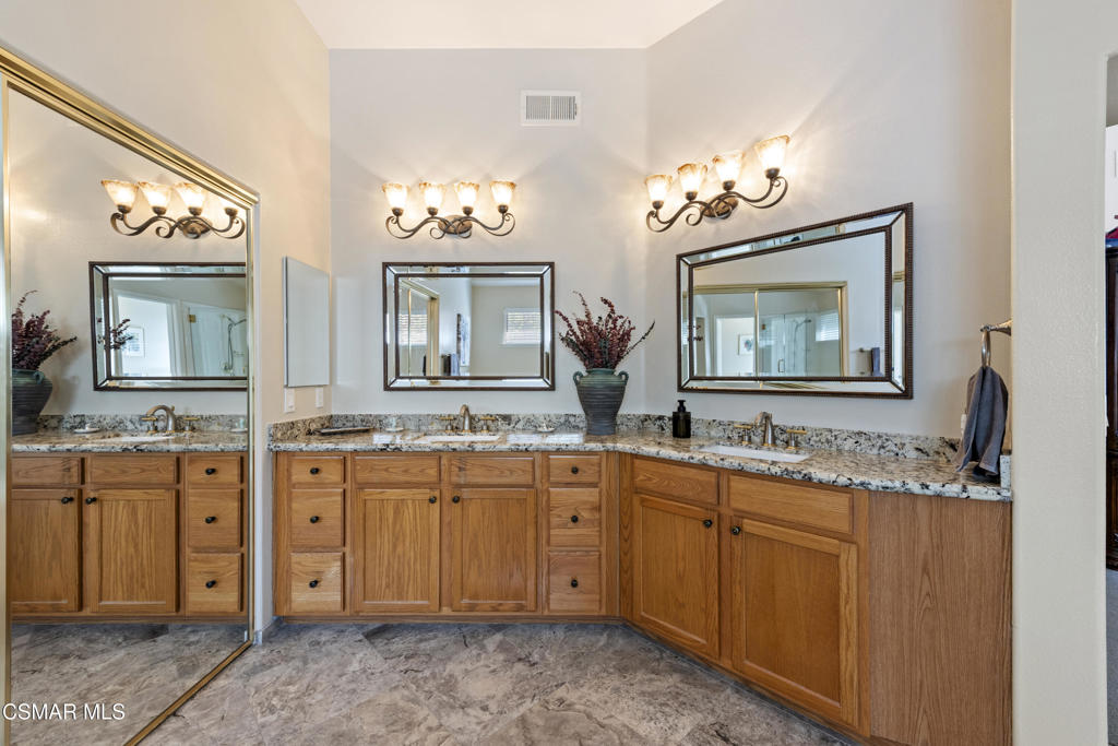 758 758 Cranmont Court, Simi Valley, California, 93065, USA, 5 Bedrooms Bedrooms, ,3 BathroomsBathrooms,Residential,For Sale,758 Cranmont Court,226002662