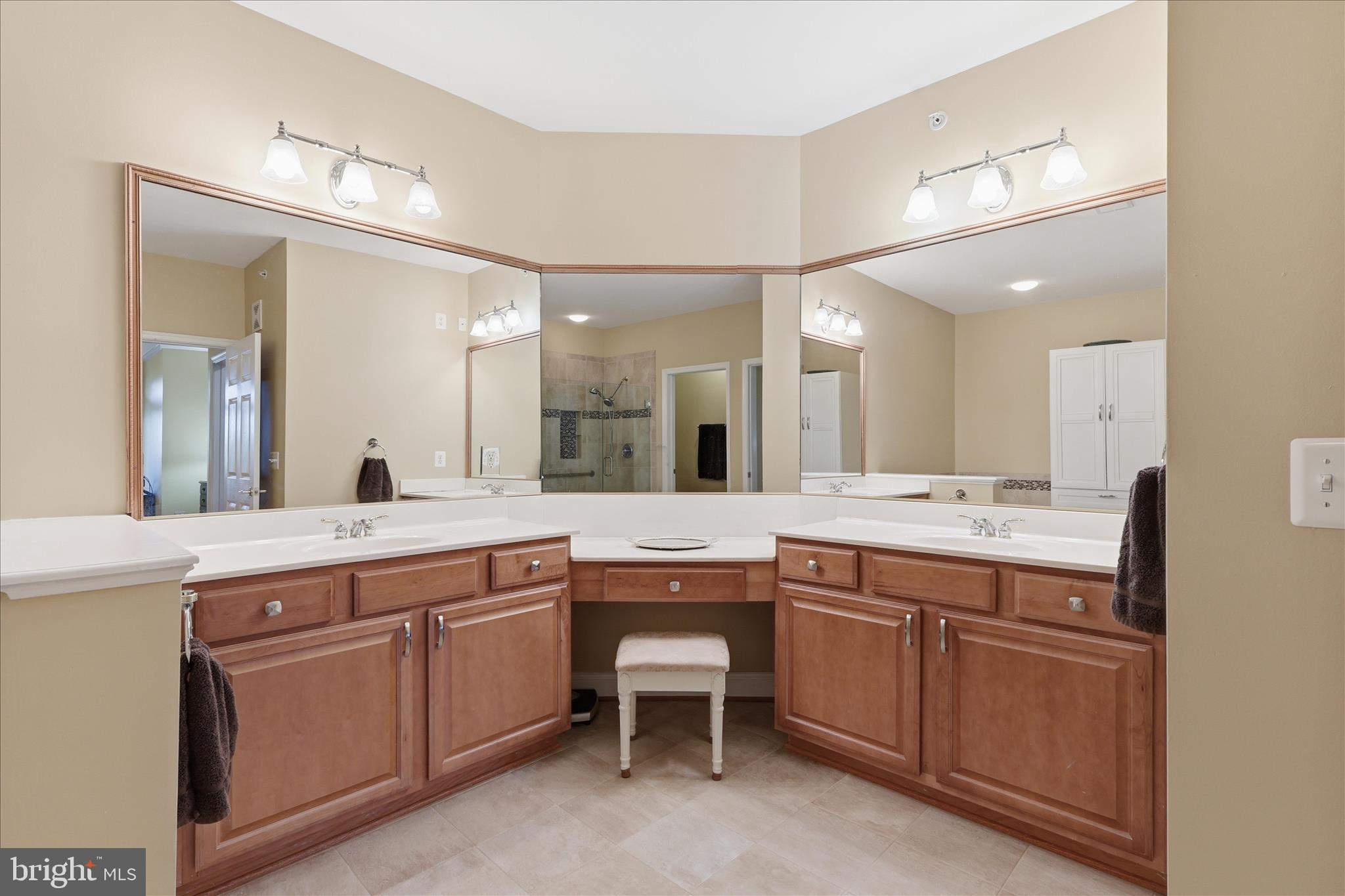 13891 13891 Chelmsford Drive Unit# 304, Gainesville, Virginia, 20155, USA, 3 Bedrooms Bedrooms, ,3 BathroomsBathrooms,Residential,For Sale,13891 Chelmsford Drive Unit# 304,85c99ee6-9777-4a1c-8fb7-e50e11