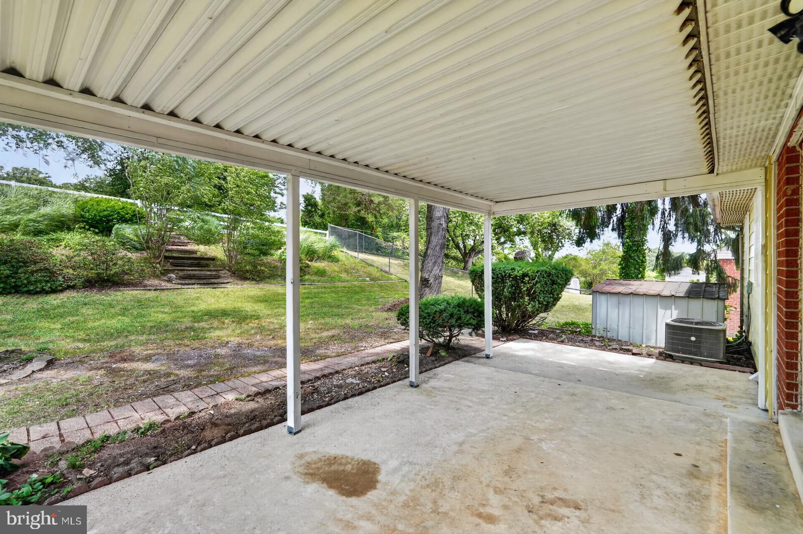 Beautifully Renovated Single-Family Home in Sought-After Kettering – 5 – image 38