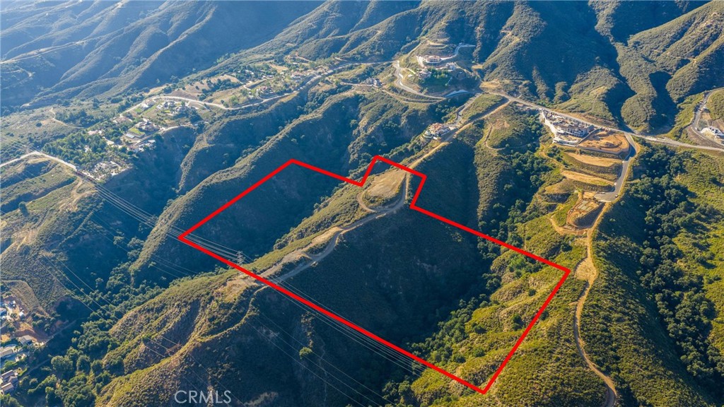 This is a large development project to build out 4 Luxury view homes. – image 2