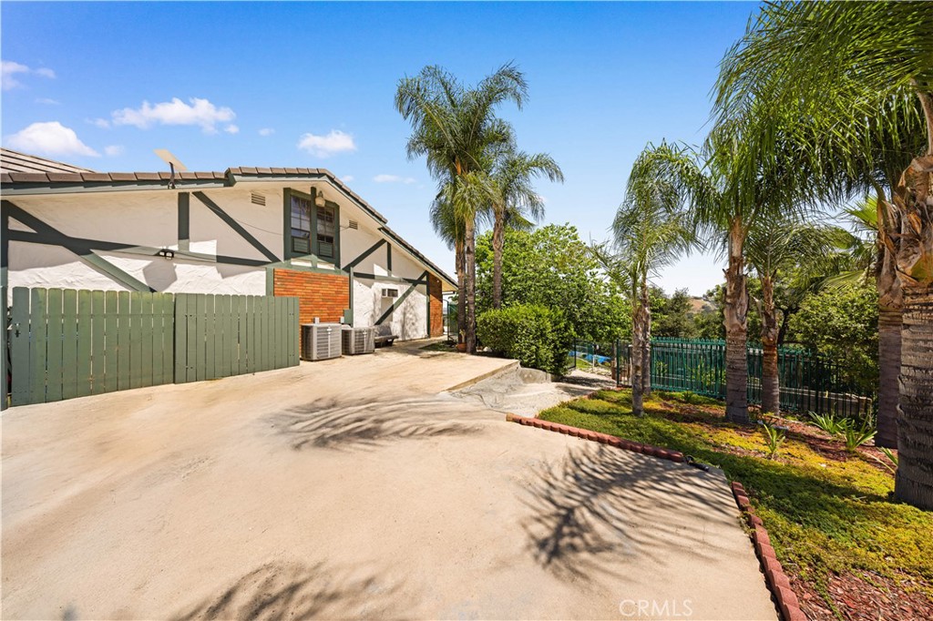 2360 2360 Oakleaf Canyon Road, Walnut, California, 91789, USA, 5 Bedrooms Bedrooms, ,5 BathroomsBathrooms,Residential,For Sale,2360 Oakleaf Canyon Road,CV25117462