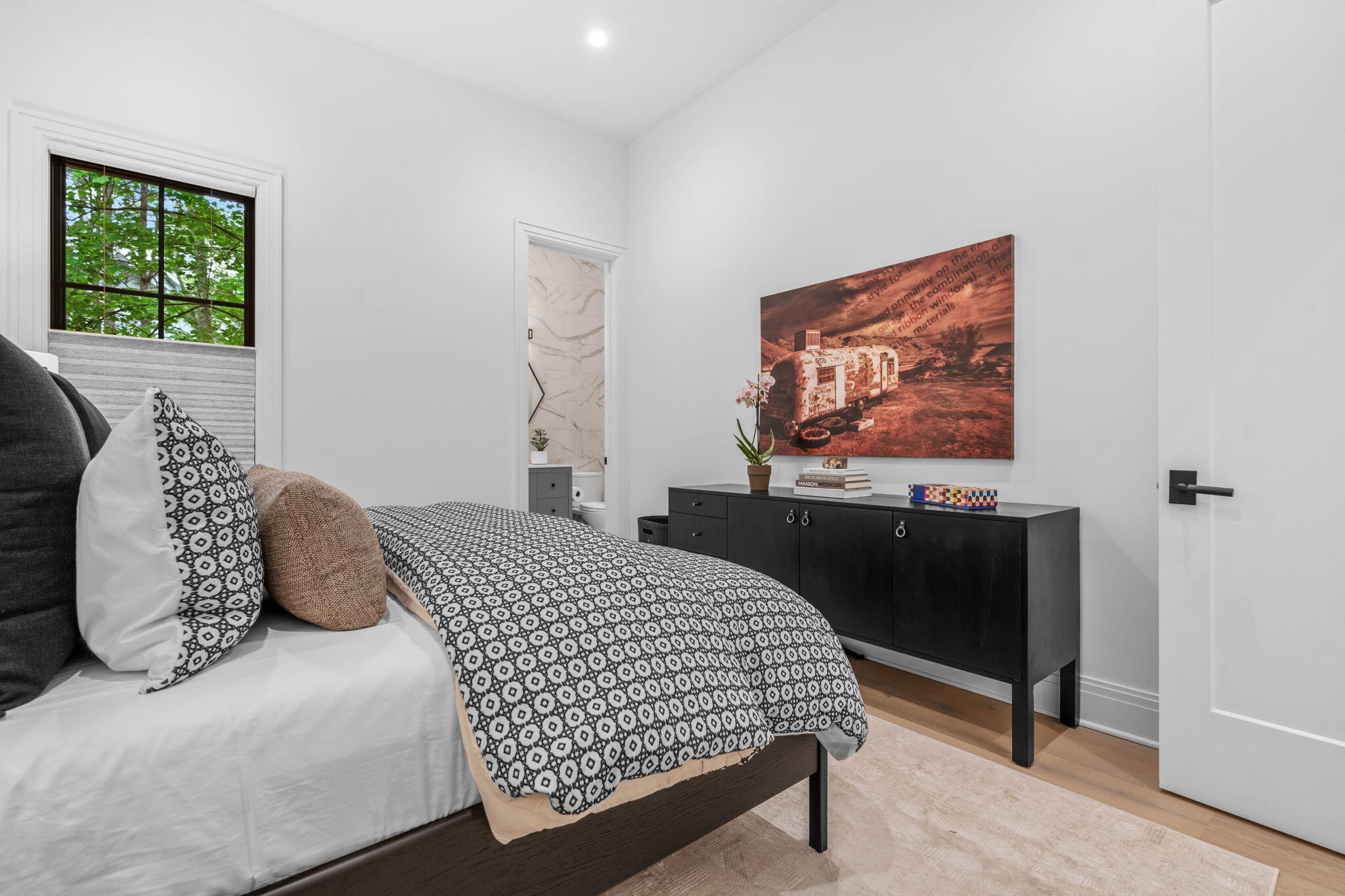 Behind the private gates of Gaslight Estates sits this exceptional, cu – image 20