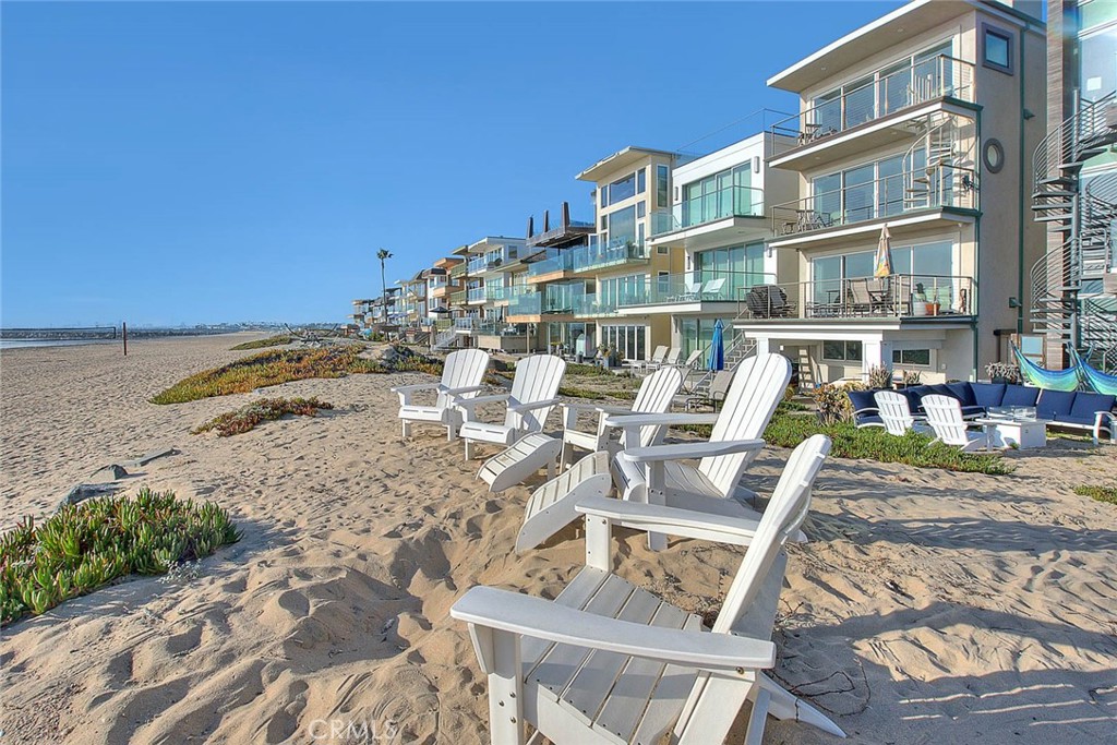 99 99 A Surfside, Surfside, California, 90743, USA, 4 Bedrooms Bedrooms, ,4 BathroomsBathrooms,Residential,For Sale,99 A Surfside,CV26025098