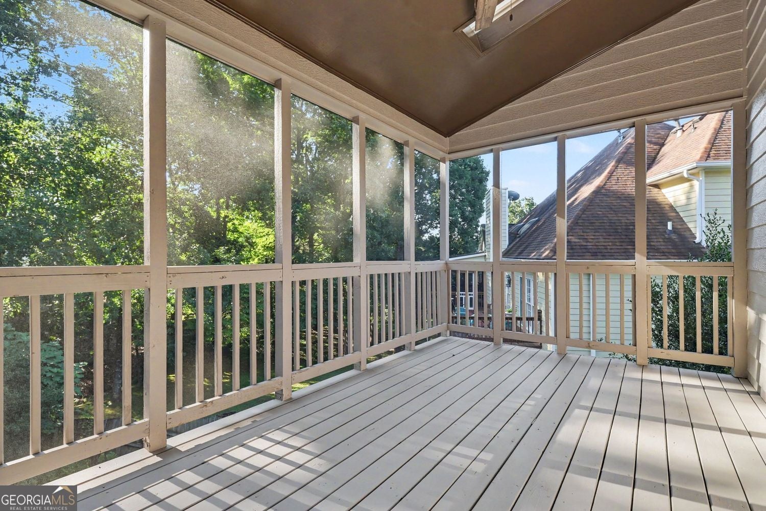 Welcome to a beautifully renovated home featuring a fully finished bas – image 20
