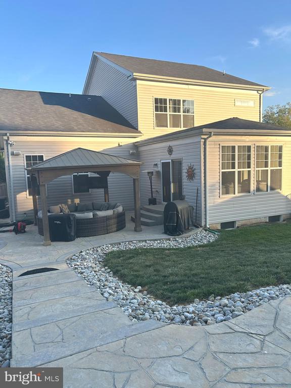 9 9 Sutter Drive, Fredericksburg, Virginia, 22405, USA, 5 Bedrooms Bedrooms, ,5 BathroomsBathrooms,Residential,For Sale,9 Sutter Drive,6112093a-7c20-4b1f-b5cb-6f9b80