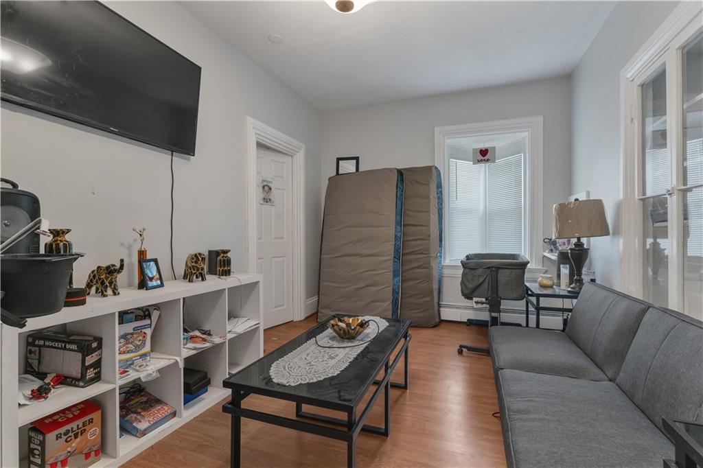 Fantastic opportunity to own a three-family home in Providences vibran – image 14