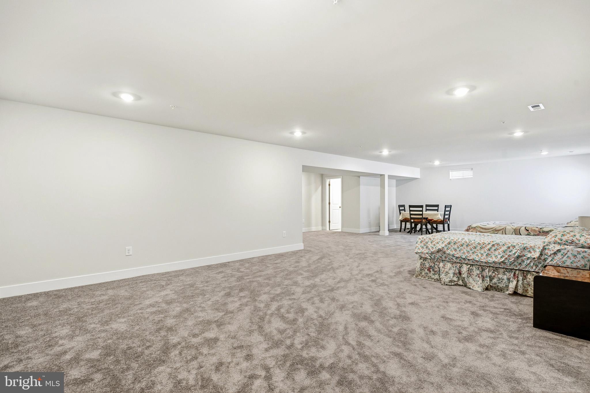 HOME SWEET HOME! Like new beauty situated on a corner lot, in sought – image 31