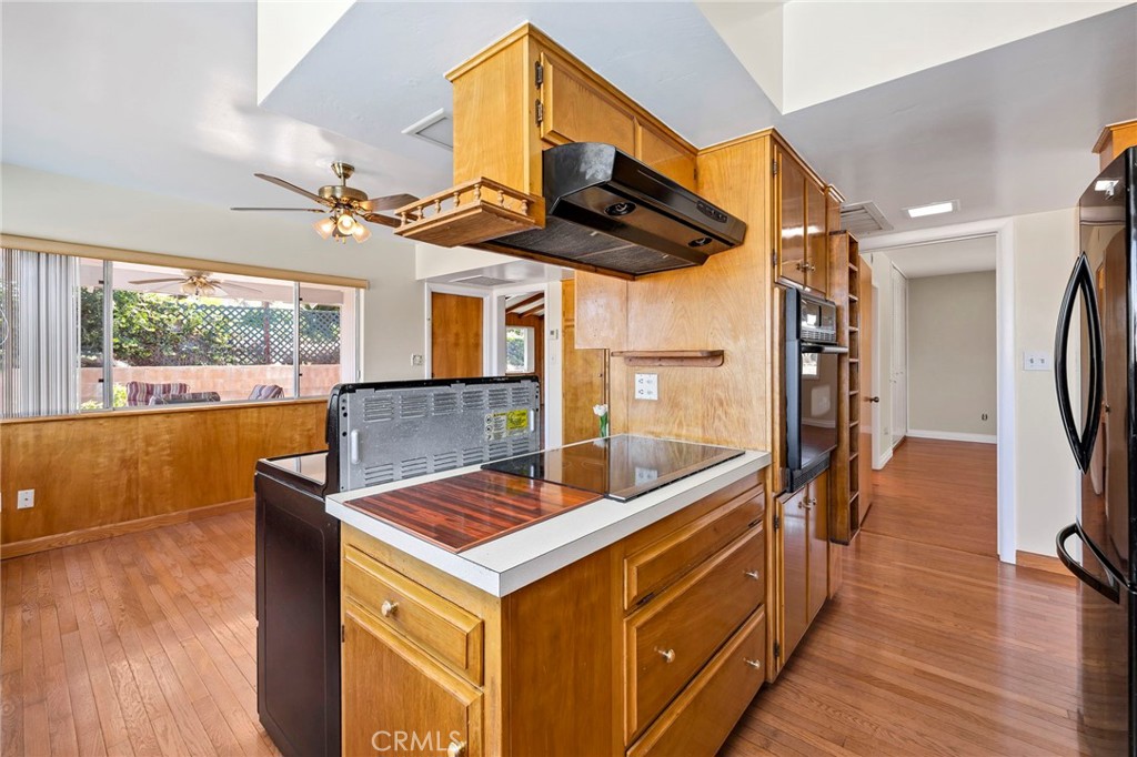 READY FOR A POOL HOME WITH STUNNING VIEWS?! Welcome to 26320 Rim Road, – image 19