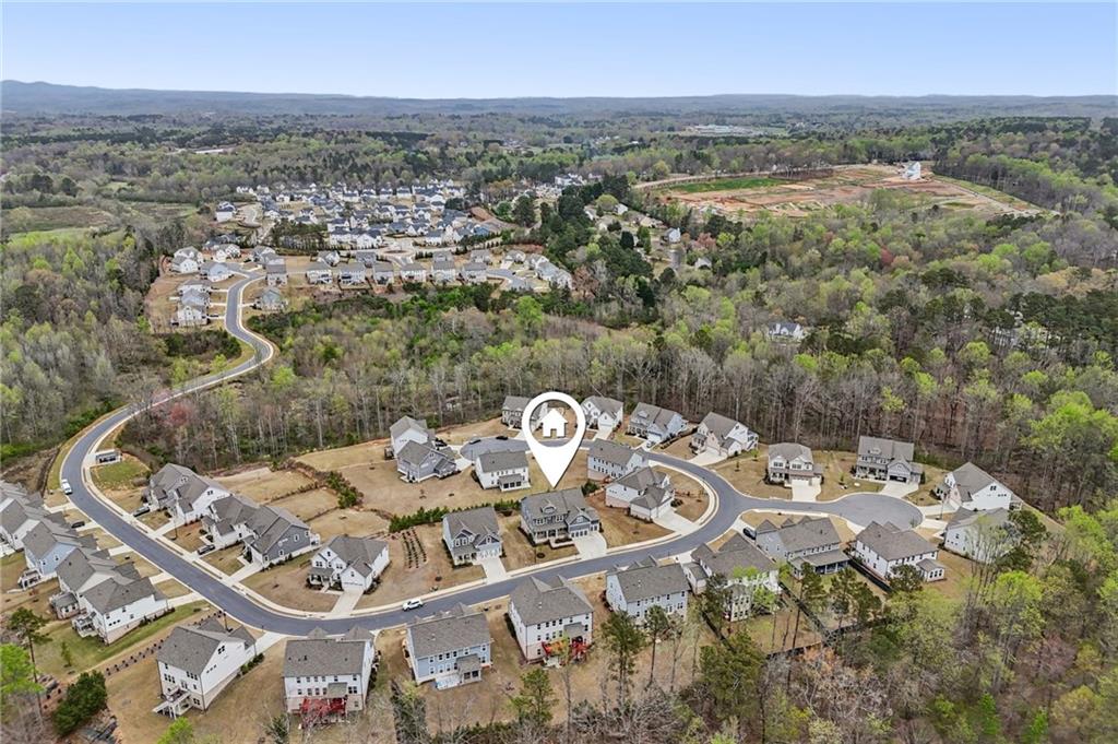 Welcome to luxury living in the heart of West Forsyth, where designer – image 67