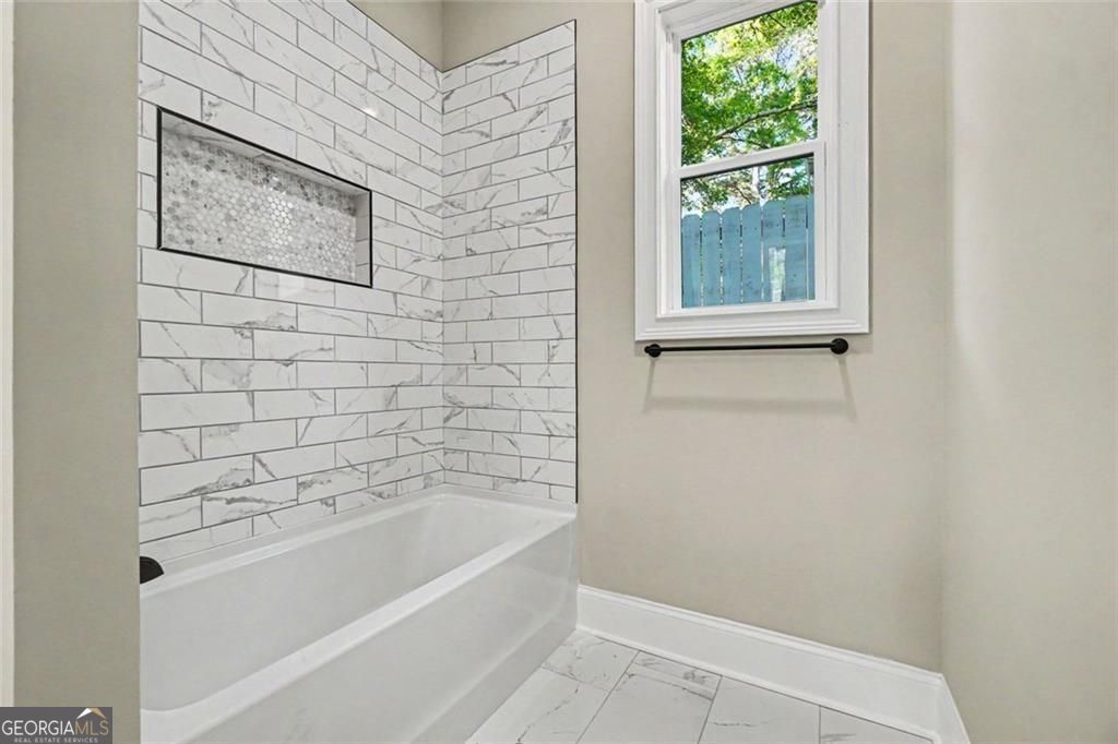 Welcome to this beautifully designed two-story home conveniently locat – image 28