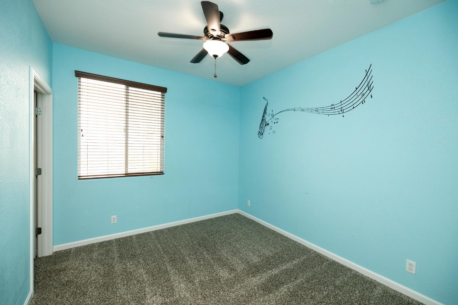 Located in a highly desirable neighborhood, this well-maintained home – image 32