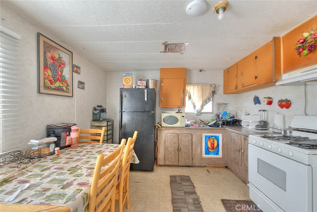 29570 29570 13 Th Street, Nuevo, California, 92567, USA, 2 Bedrooms Bedrooms, ,2 BathroomsBathrooms,Residential,For Sale,29570 13 Th Street,IG26022570