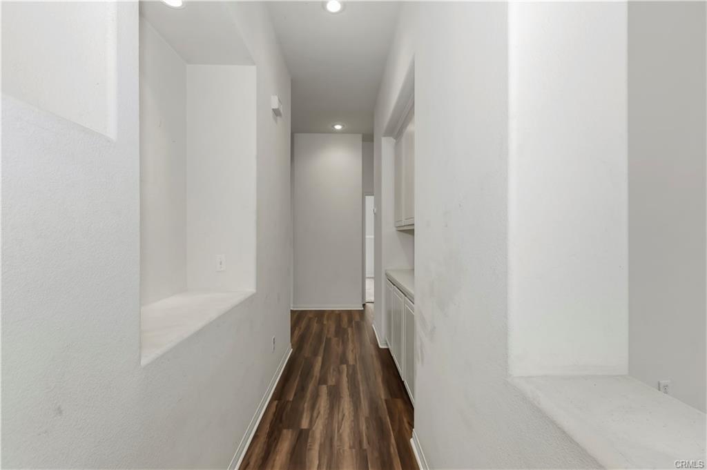 Welcome to this beautifully maintained single-story home located in a – image 14