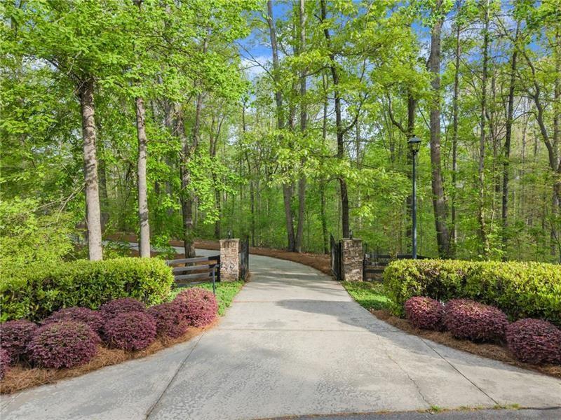 55 55 Summit Trail Lane, Dawsonville, Georgia, 30534, USA, 6 Bedrooms Bedrooms, ,8 BathroomsBathrooms,Residential,For Sale,55 Summit Trail Lane,7768765