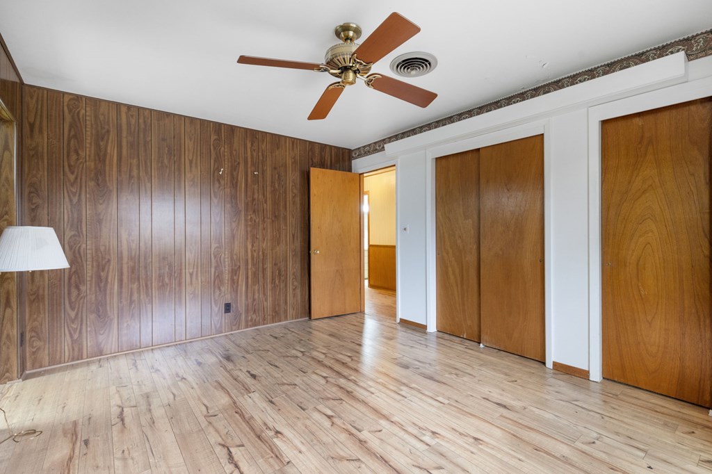 1801 1801 N Llano St, Fredericksburg, Texas, 78624, USA, 3 Bedrooms Bedrooms, ,2 BathroomsBathrooms,Residential,For Sale,1801 N Llano St,104229