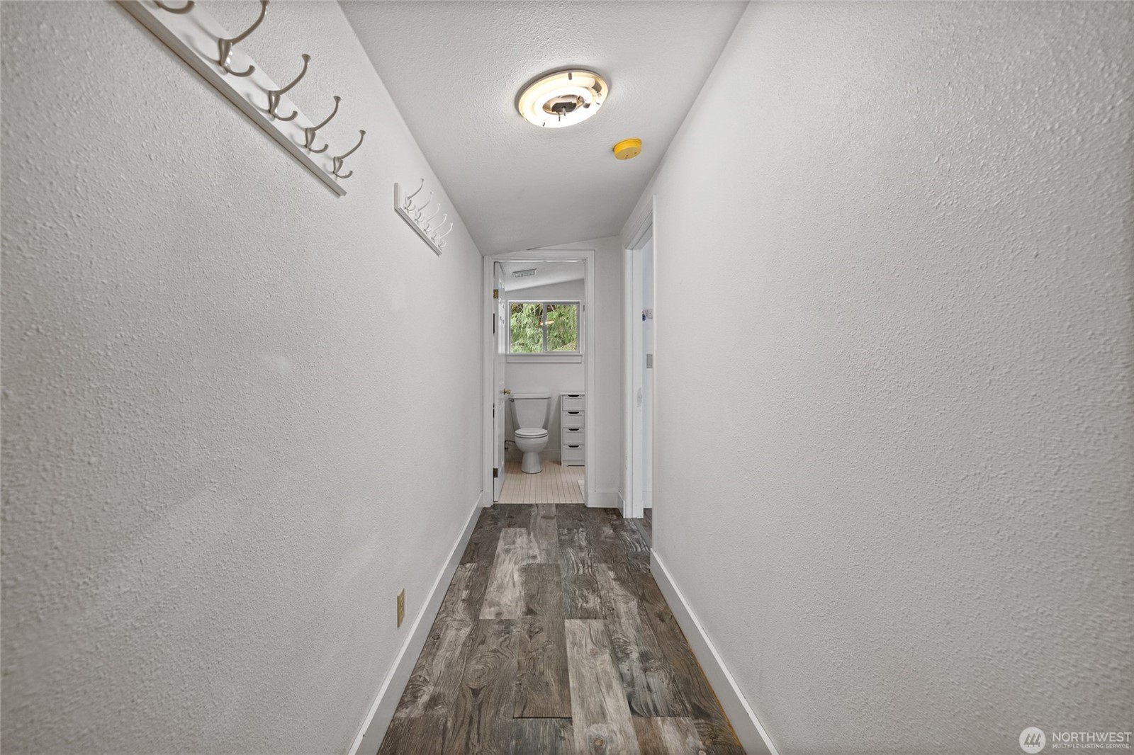 Rare opportunity to enjoy space, flexibility, and income potential on – image 27