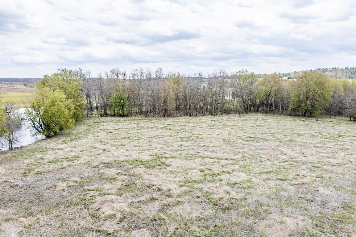 N5201 Lower Road, Shiocton, Wisconsin, 54170-9132, USA, 3 Bedrooms Bedrooms, ,2 BathroomsBathrooms,Residential,For Sale,N5201 Lower Road,86ab8ace-a03c-4b7b-9366-5f3e37