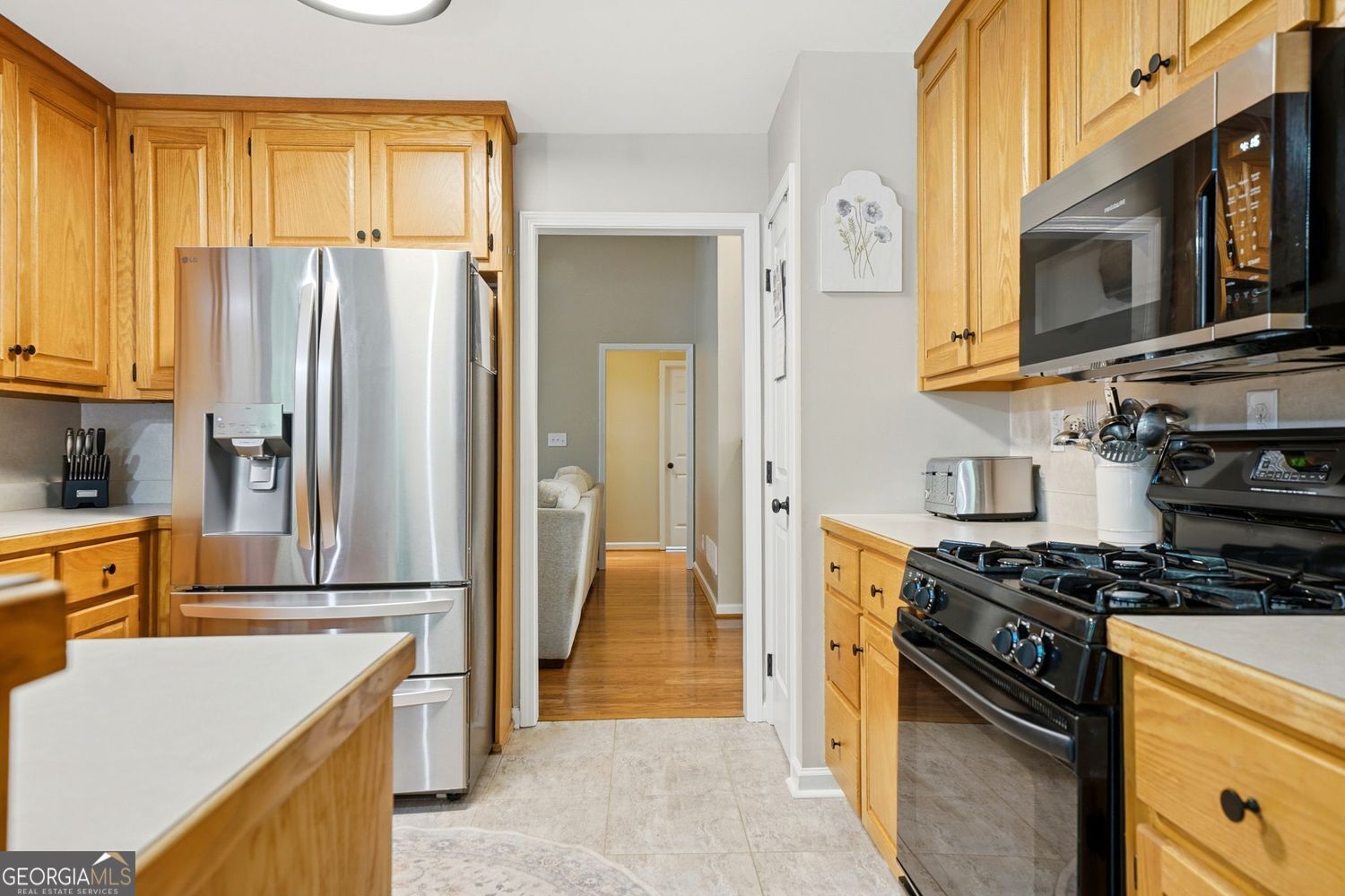 Peaceful Country Living with Modern Convenience on 2.28 Private Acres! – image 9