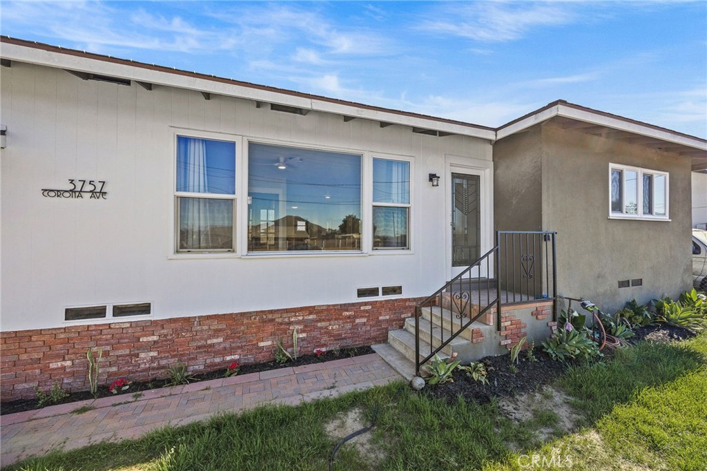 3757 3757 Corona, Norco, California, 92860, USA, 4 Bedrooms Bedrooms, ,2 BathroomsBathrooms,Residential,For Sale,3757 Corona,IG26015572
