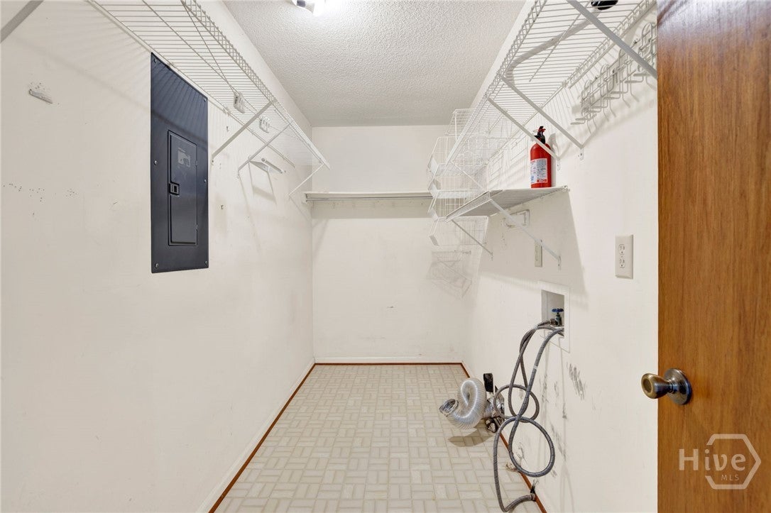 Located in the heart of Tybee Island, 407 7th Street offers the perfec – image 69