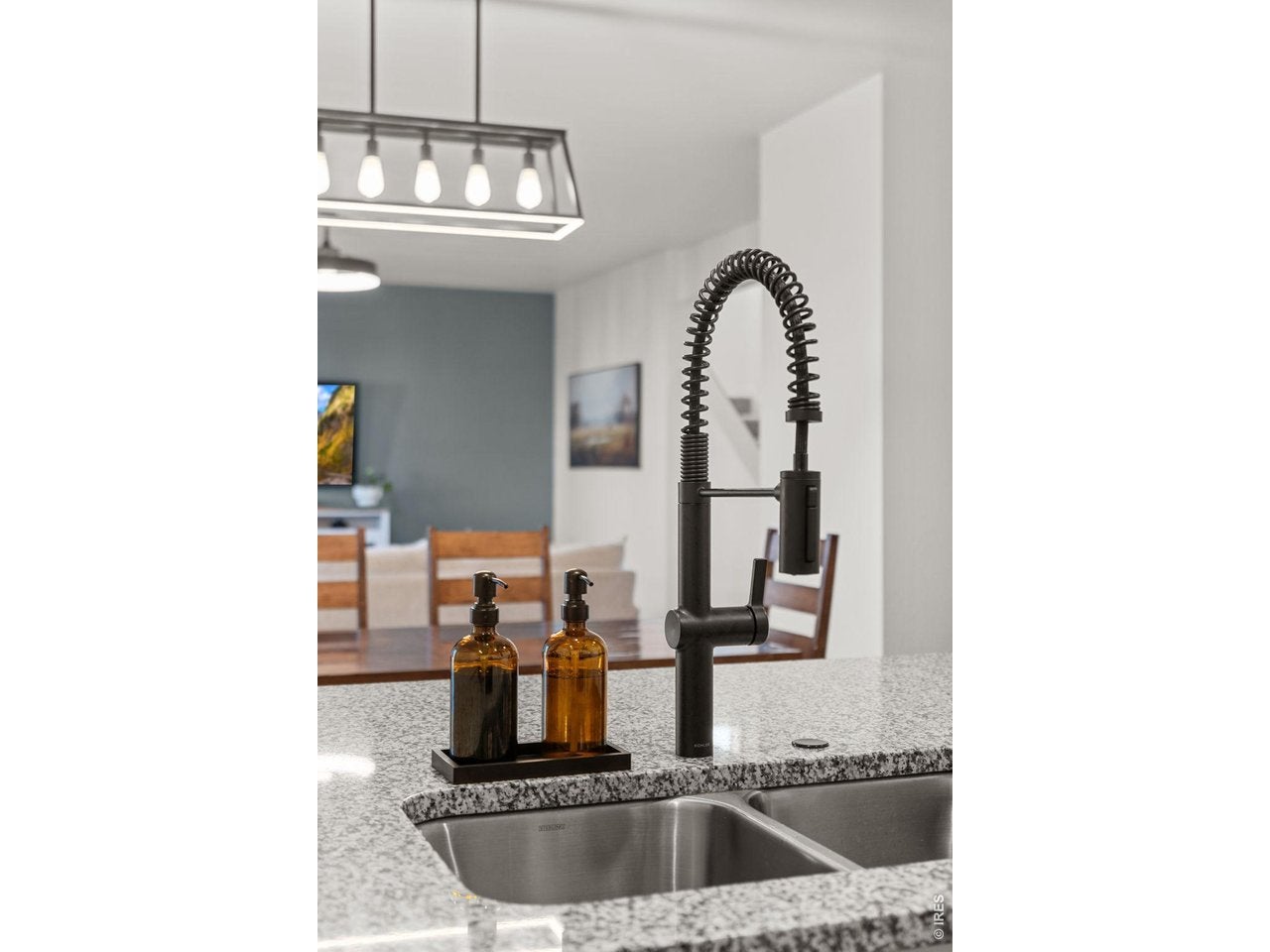 There is something special about a home that simply feels good the mom – image 15