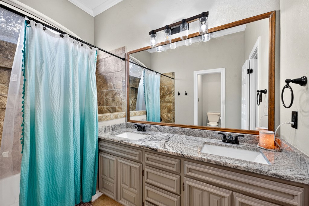 4125 4125 Fox Hollow Ct, Midland, Texas, 79707, USA, 4 Bedrooms Bedrooms, ,3 BathroomsBathrooms,Residential,For Sale,4125 Fox Hollow Ct,50096951