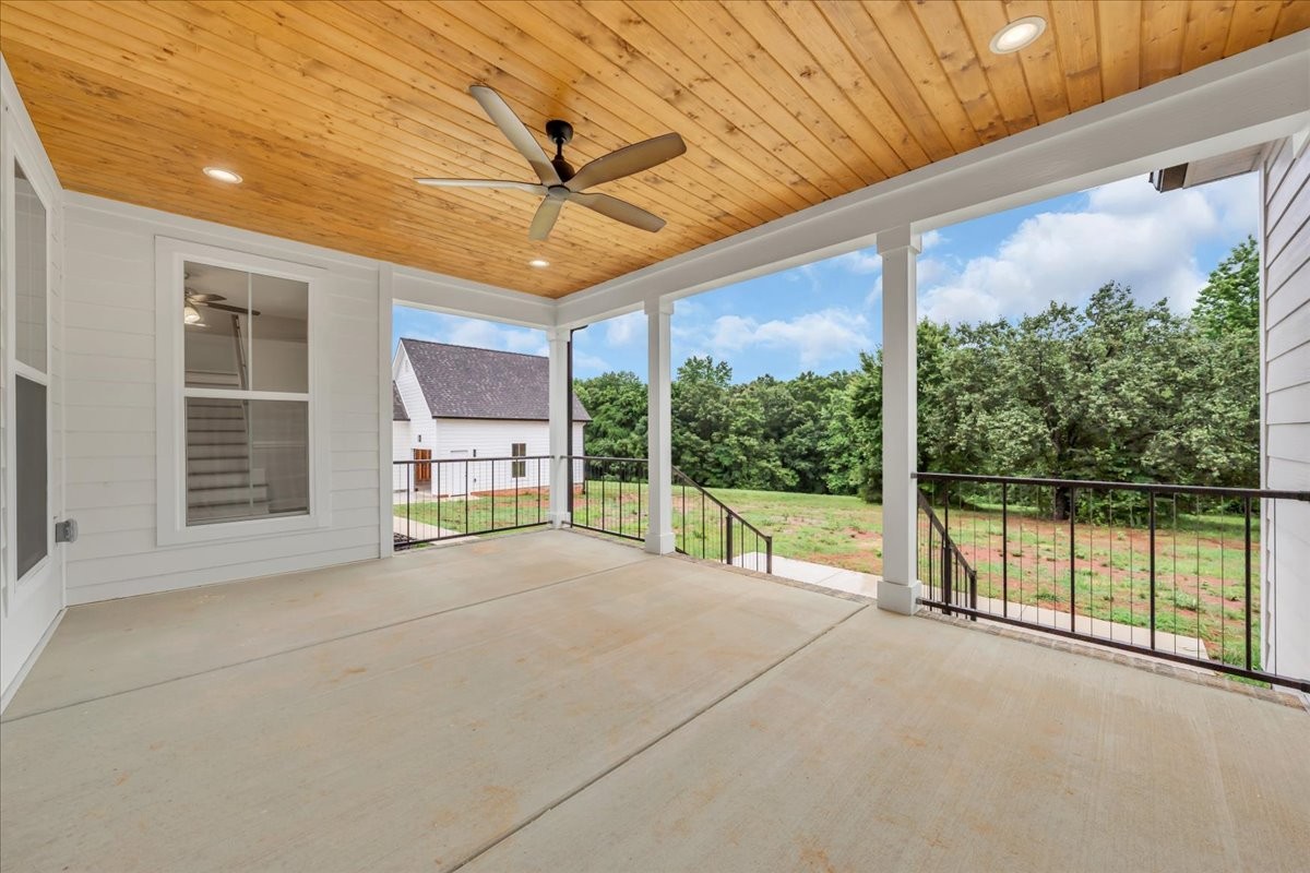 74 74 Summer Lake Ct Lot 16, Winchester, Tennessee, 37398, USA, 3 Bedrooms Bedrooms, ,4 BathroomsBathrooms,Residential,For Sale,74 Summer Lake Ct Lot 16,3232049