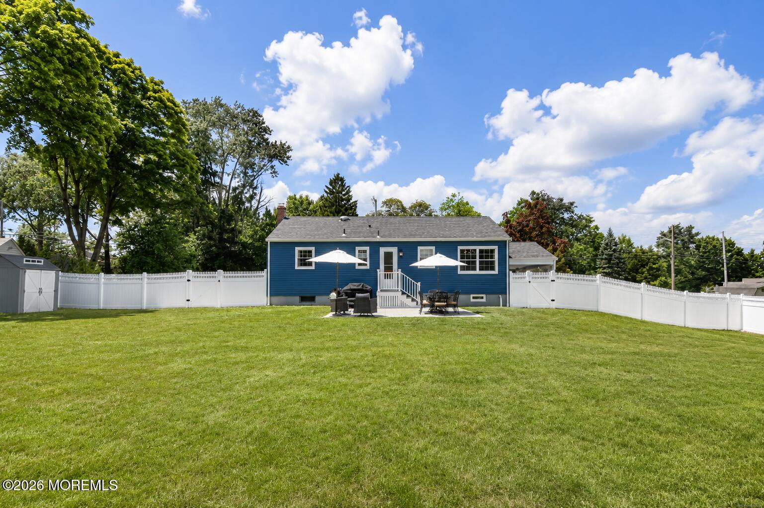 Dont miss this charming home situated on an oversized 145 x 147 lot in – image 33