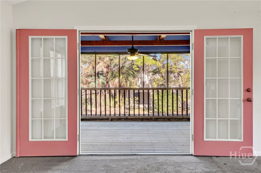 Located in the heart of Tybee Island, 407 7th Street offers the perfec – image 51