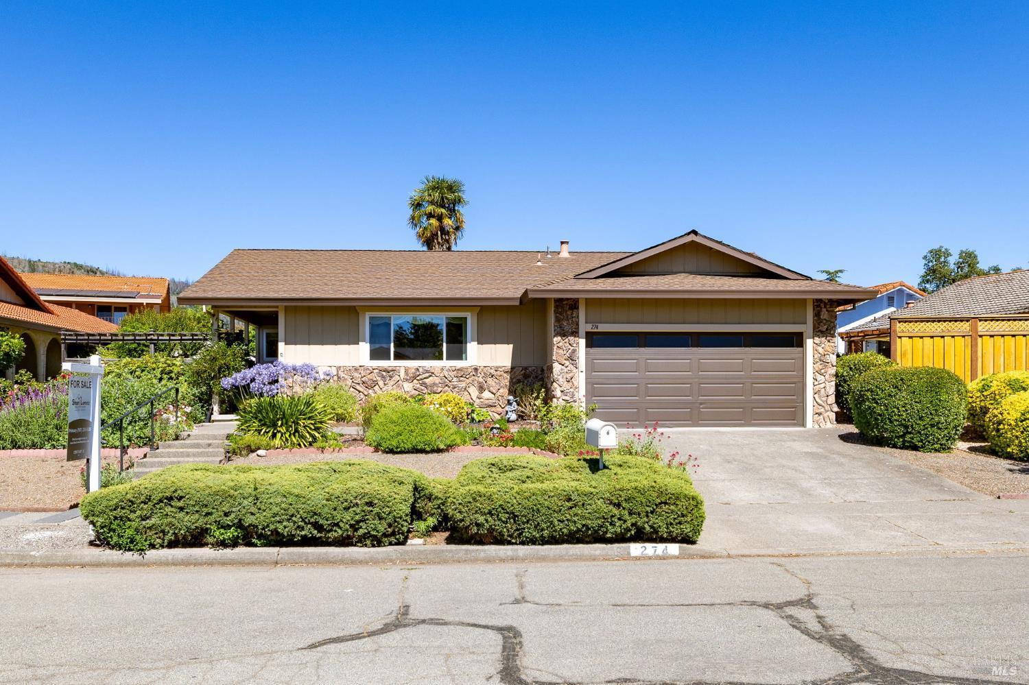 Welcome to 274 Beech Avenue, a beautifully maintained single-story hom – image 4