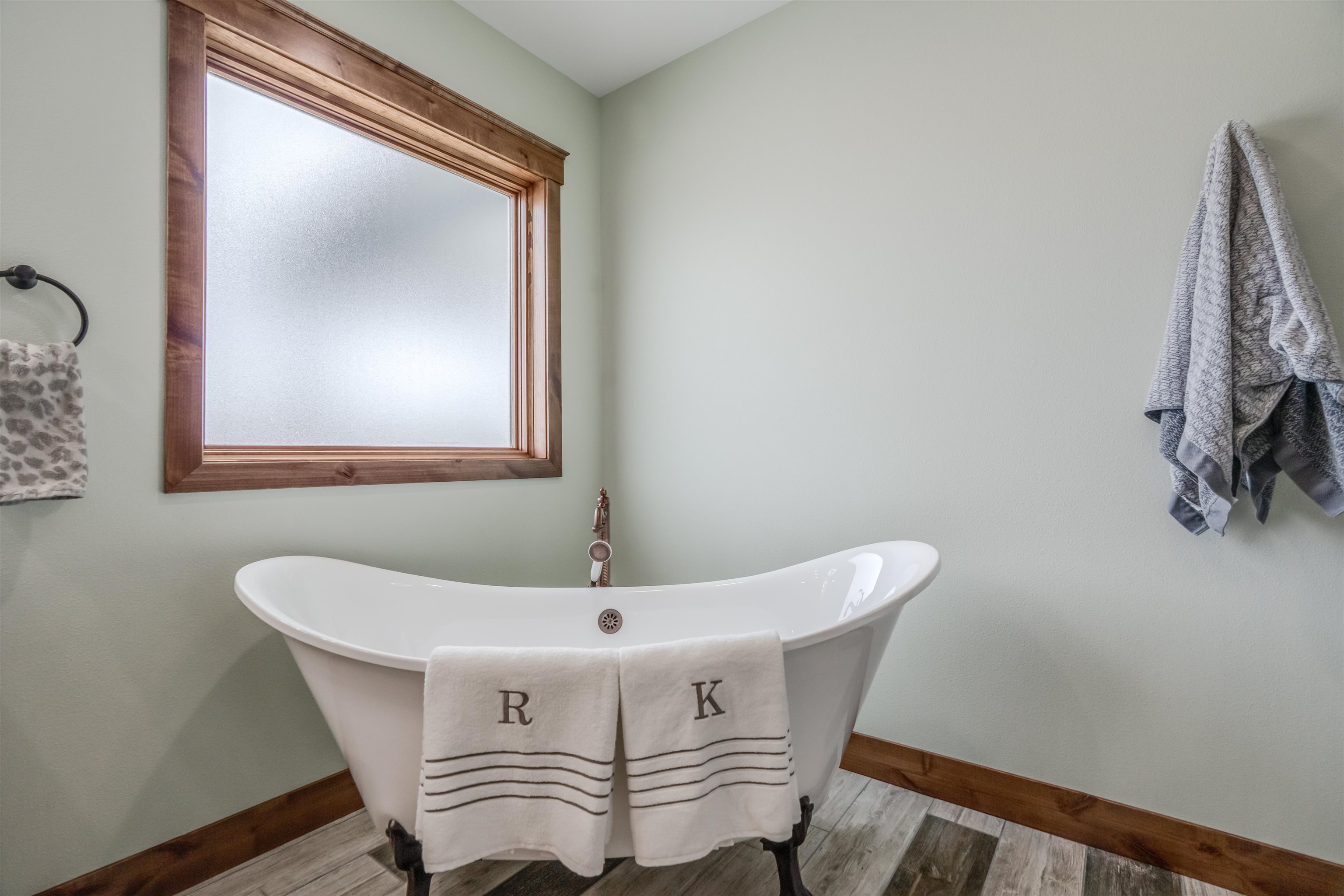 6209 6209 Misty Waters Drive, Bismarck, North Dakota, 58503, USA, 3 Bedrooms Bedrooms, ,2 BathroomsBathrooms,Residential,For Sale,6209 Misty Waters Drive,b6f58101-69fb-4d16-b88b-060324