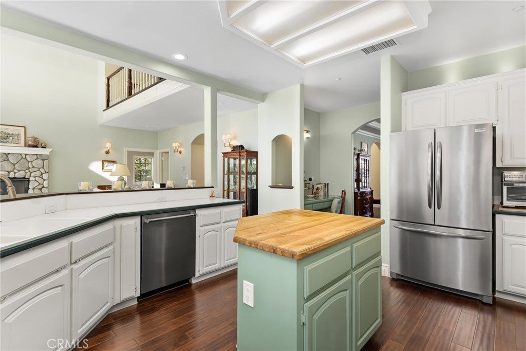 1703 1703 Kyle Lane, Redlands, California, 92373, USA, 4 Bedrooms Bedrooms, ,5 BathroomsBathrooms,Residential,For Sale,1703 Kyle Lane,IG26099458