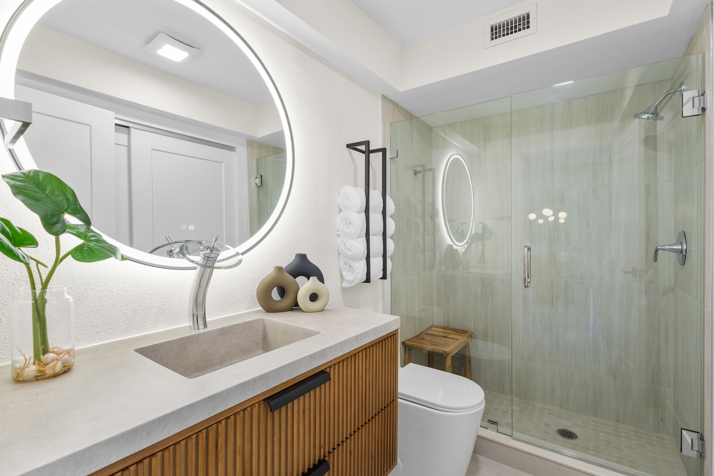 3330 3330 Gulf Of Mexico Dr # 107D, Longboat Key, Florida, 34228, USA, 2 Bedrooms Bedrooms, ,2 BathroomsBathrooms,Residential,For Sale,3330 Gulf Of Mexico Dr # 107D,A4692214
