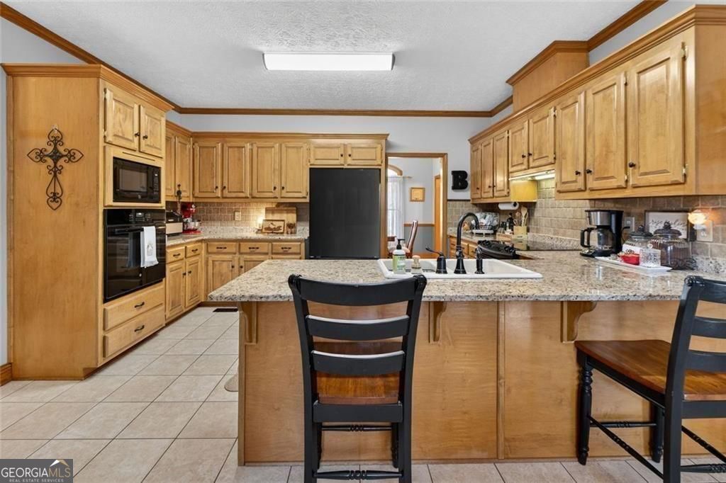 WOW - TWO HOMES ON ONE LOT!!! From the moment you arrive, the quality – image 17