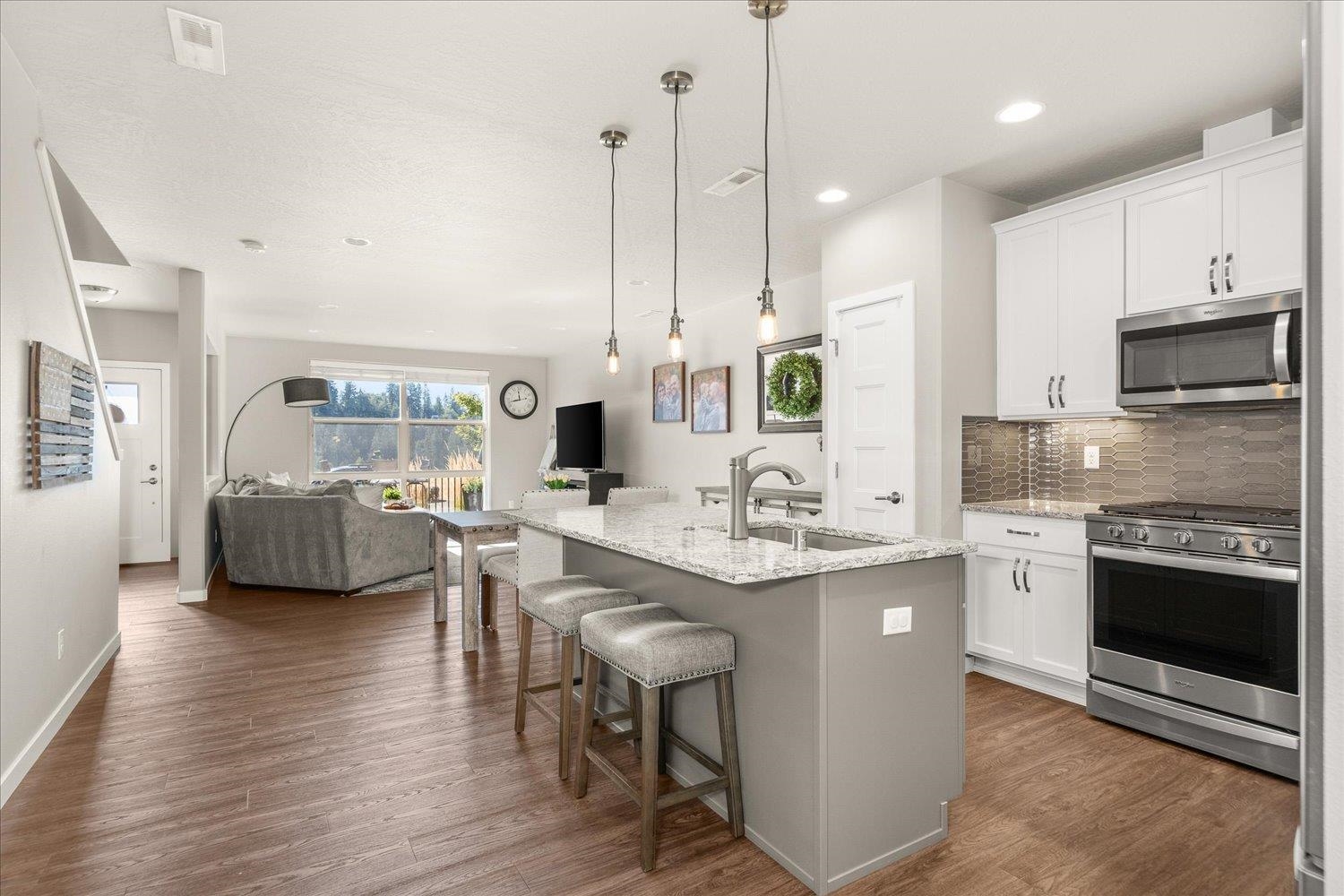 2368 2368 W Centennial Pl, Spokane, Washington, 99201, USA, 2 Bedrooms Bedrooms, ,3 BathroomsBathrooms,Residential,For Sale,2368 W Centennial Pl,202615375