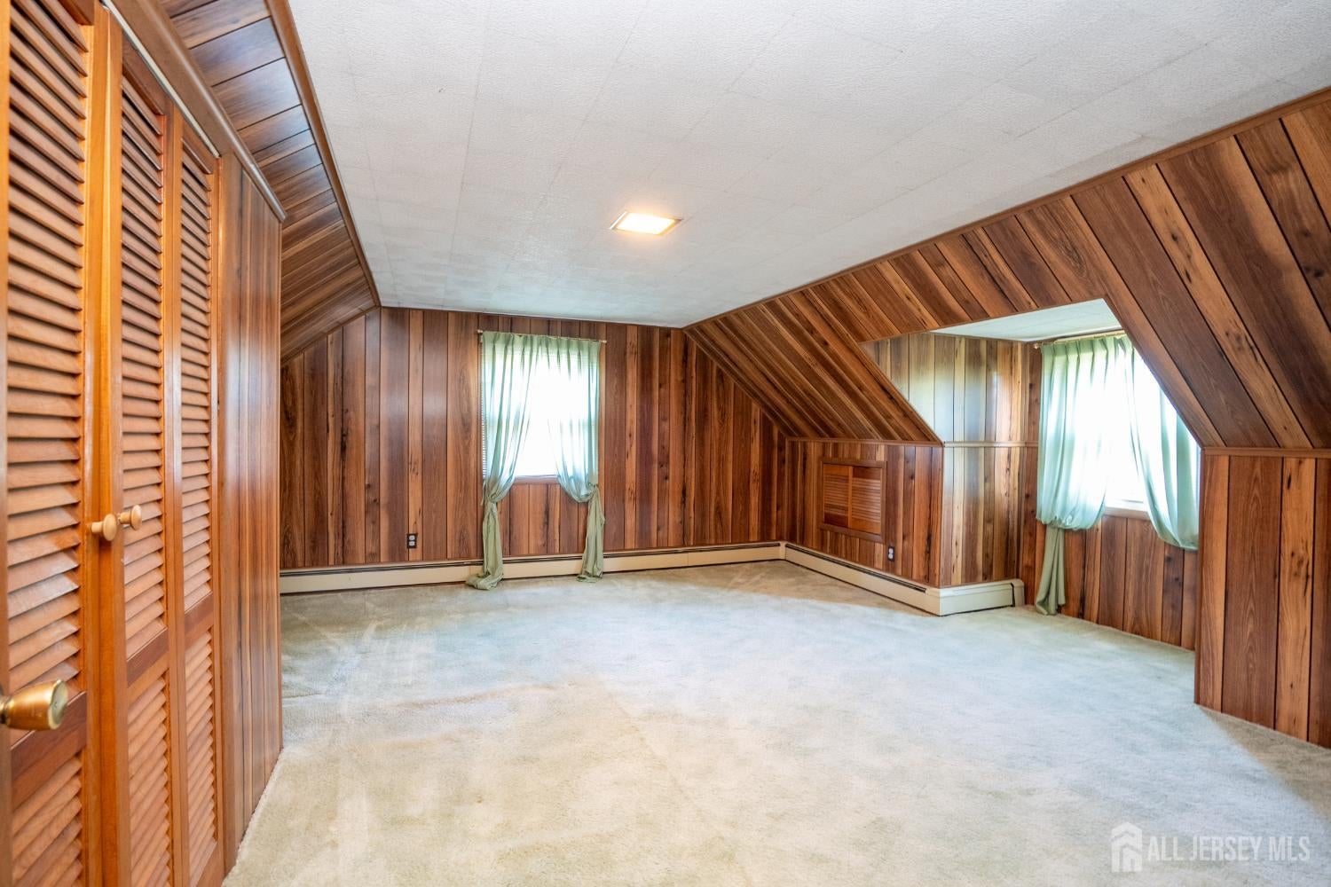 Welcome to 504 Plainfield Avenue, a charming Cape Cod home designed fo – image 18